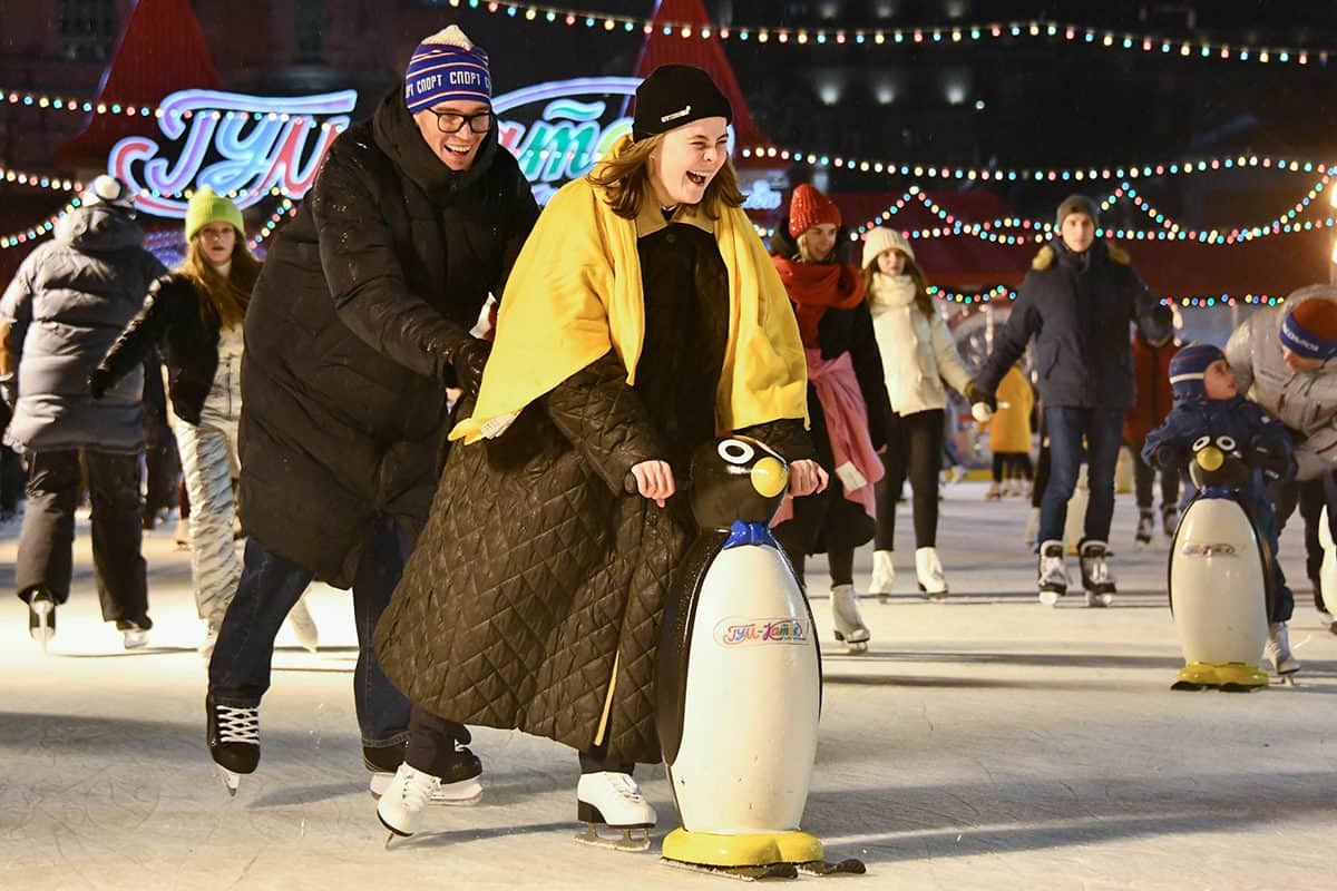 Катки в Москве на Новый год 2022-2023